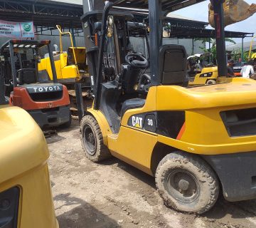 Sewa forklift karawang di sacotindo