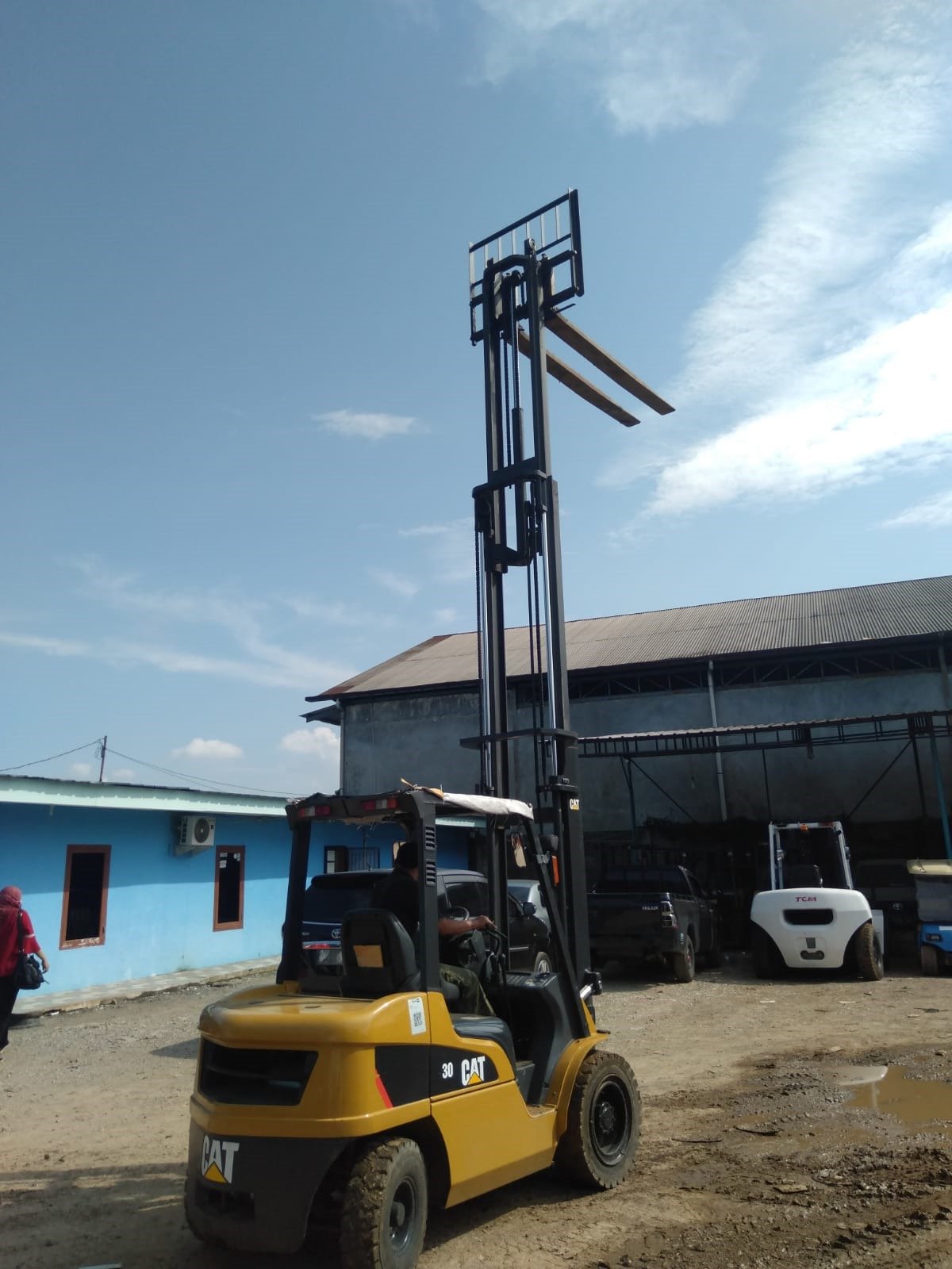 Dokumentasi Forklift Diesel pada halaman Sacotindo